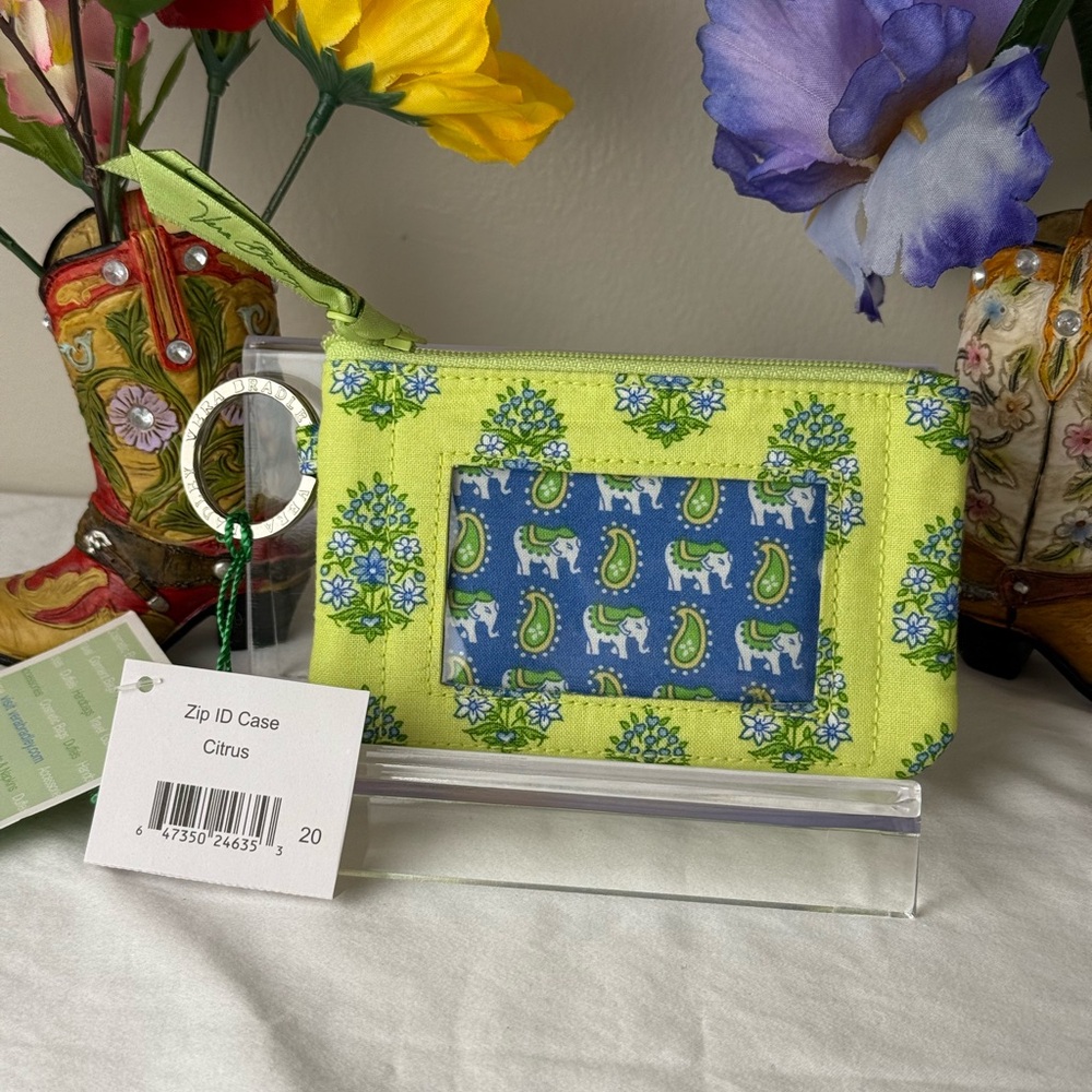 NWT Vera Bradley Zip ID Case - Citrus Retired Pattern - Card Holder